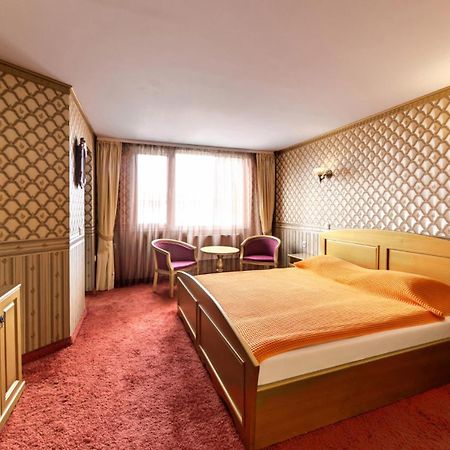 Hotel Sveti Nikola Boyana - Free Parking ソフィア エクステリア 写真