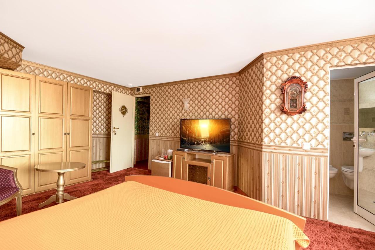 Hotel Sveti Nikola Boyana - Free Parking ソフィア エクステリア 写真